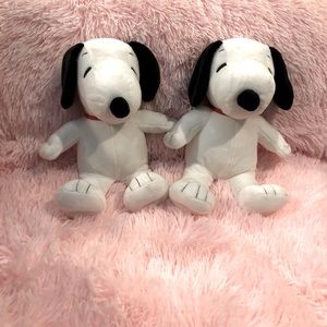 Kohl’s Cares Snoopy stuffed animals